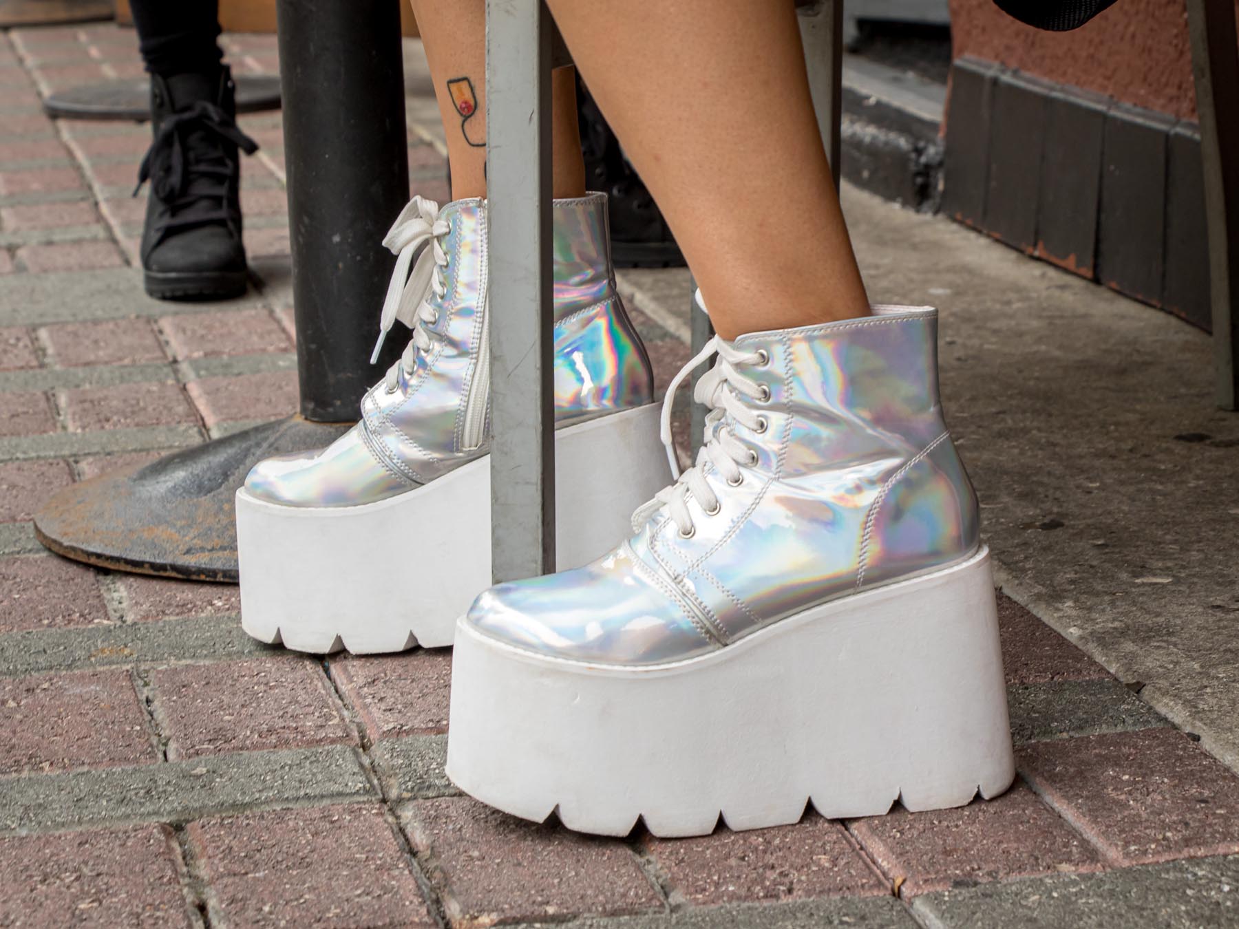 Botas Go-go cromadas